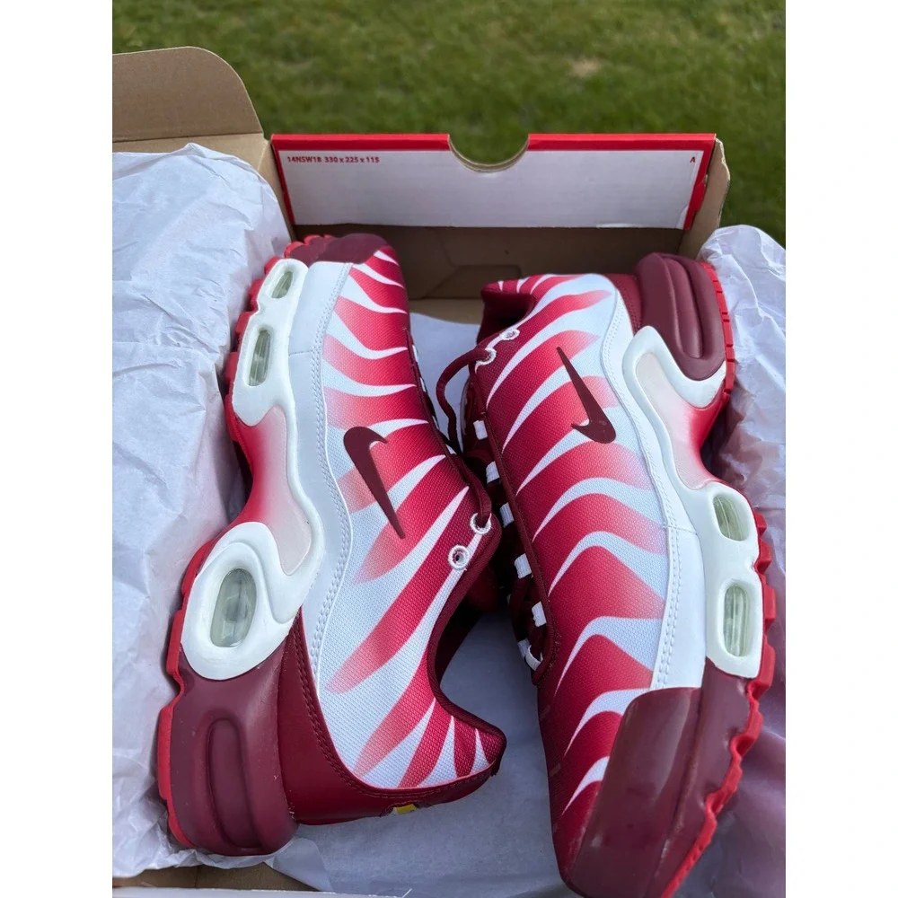 Nike Air Max Plus TN SE Team‎ Red Speed Red White AQ0237-101 Mens Size 10